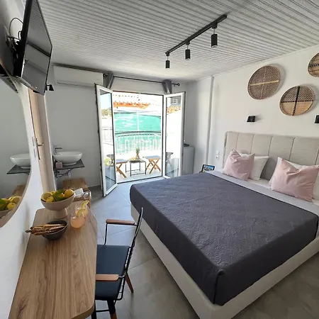 Australia Apartment Skiathos Town Exterior photo