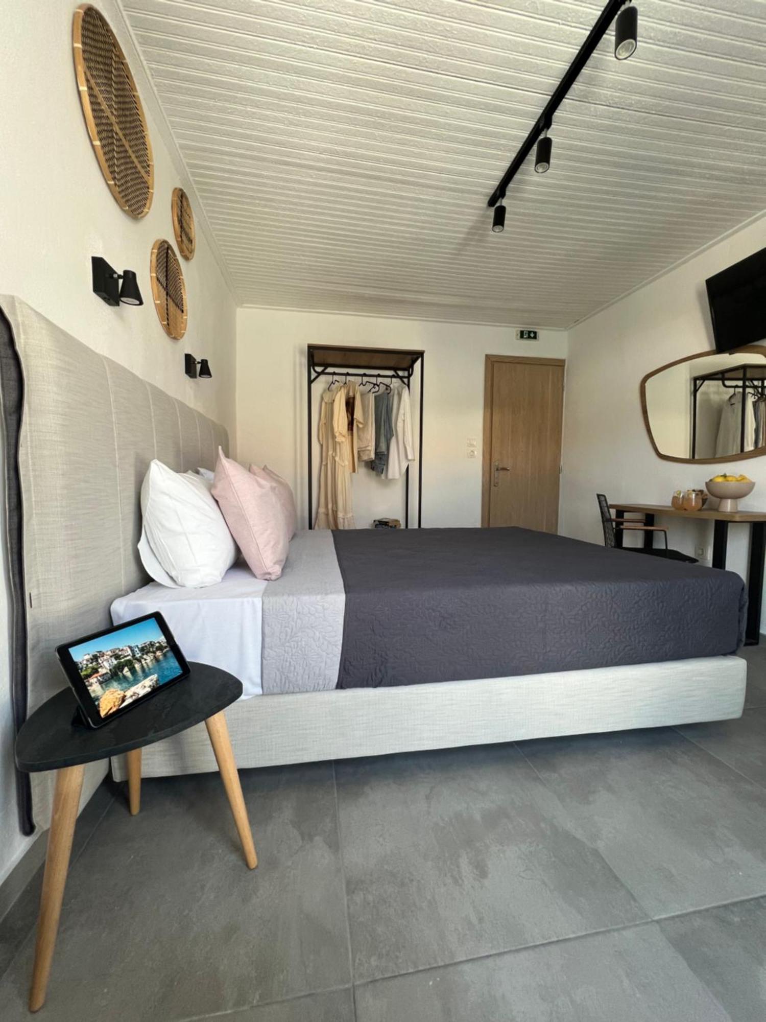 Apartment Australia Skiathos Town